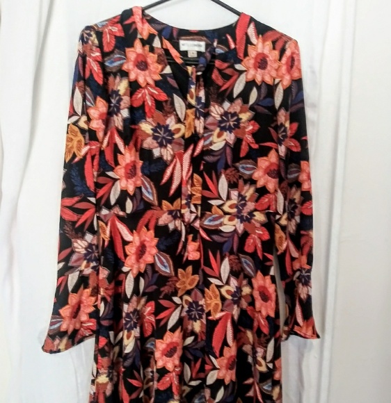 WesleeRose Dresses & Skirts - 🍂 Autumnal Weslee Rose long sleeved midi dress